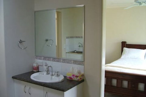 Halls On Falls Homestead - Accommodation Perth 4