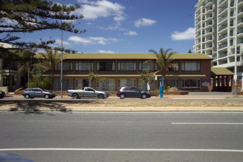 Buffalo Motor Inn - Accommodation Perth 2