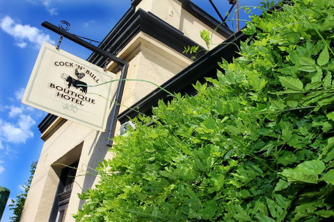 CocknBull Boutique Hotel - Accommodation Perth 0