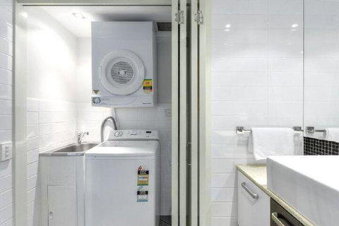 The Hub Apartments - Accommodation Perth 5