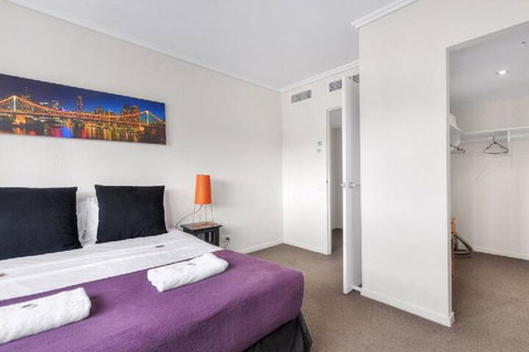 The Hub Apartments - Accommodation Perth 4