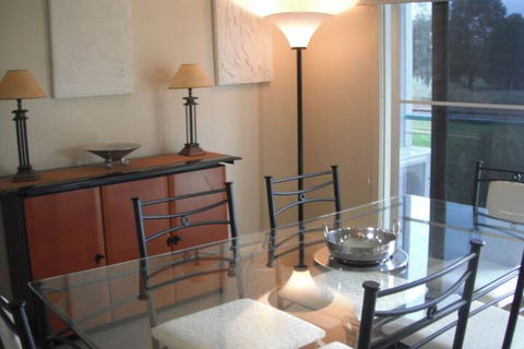 Golf View Apartment 7 - Accommodation Perth 2