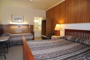 Bamboo Motor Inn - Accommodation Perth 1