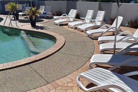 Pandanus Coolum Beach - Accommodation Perth 2