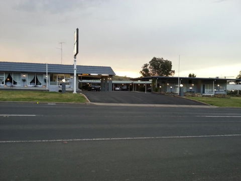 Yass Motel - Accommodation Perth 2