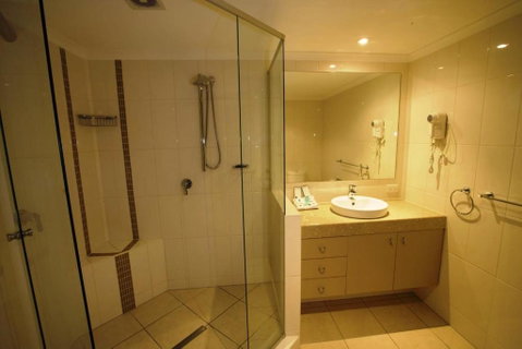 Riverdance Apartments - Accommodation Perth 4