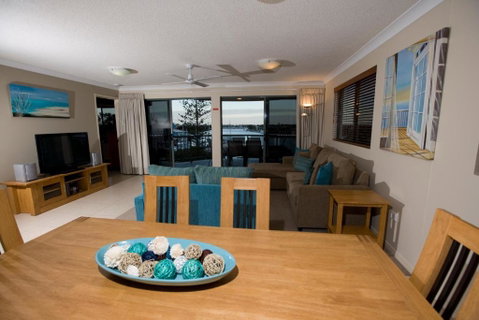 Riverdance Apartments - Accommodation Perth 5