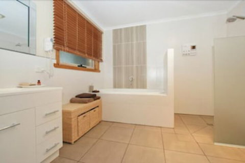 Sherwood View Accommodation - Accommodation Perth 2
