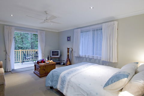 Poppies Bed & Breakfast - Accommodation Perth 3