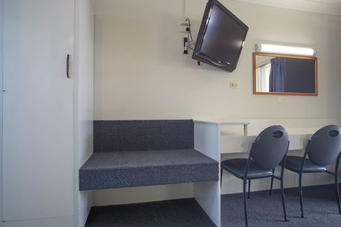 Acacia Motor Inn - Perth Resorts 5