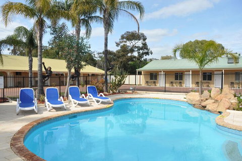 Pinjarra Resort - Accommodation Perth 5