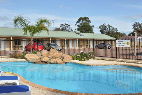 Pinjarra Resort - Accommodation Perth 4