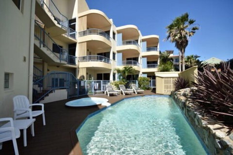 Coolum Baywatch Resort - Accommodation Perth 4