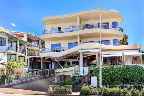 Coolum Baywatch Resort - Accommodation Perth 1