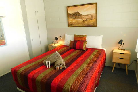 Hatton Vale Motel - Accommodation Perth 6