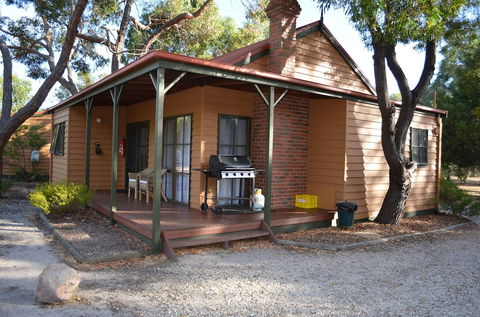 Mountain View Motor Inn & Holiday Lodges - Perth Resorts 1