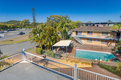 Red Star Hotels Palm Beach - Accommodation Perth 2