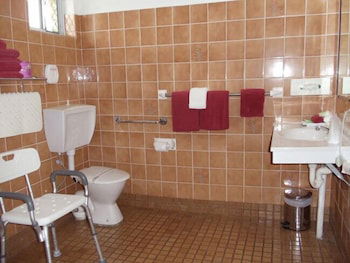 Town & Country Motor Inn - Accommodation Perth 5