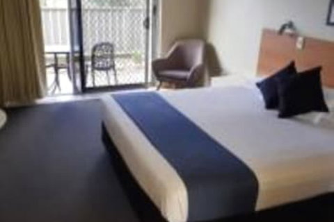 Nambour Heights Motel - Accommodation Perth 1