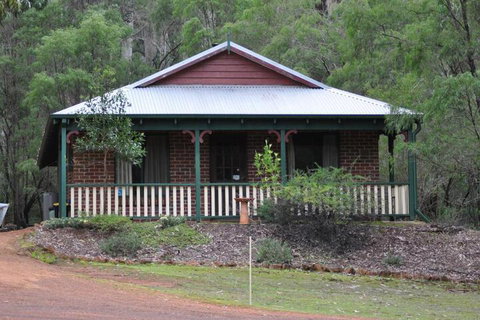 Karri Valley Chalets - Accommodation Perth 3