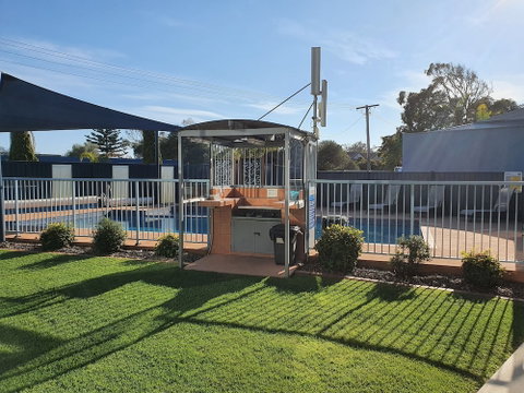 Grandeur Holiday Units - Accommodation Perth 4