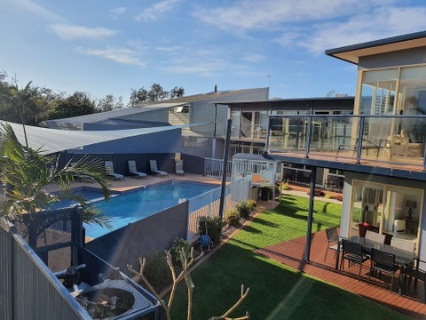Grandeur Holiday Units - Accommodation Perth 3