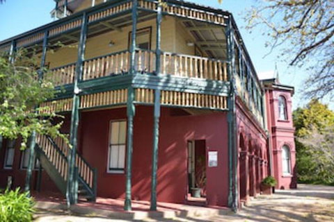 Leura House - Accommodation Perth 0