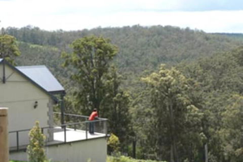 Scarlet Woods Chalets - Accommodation Perth 1