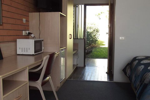 Centabrook Motor Inn - Accommodation Perth 4