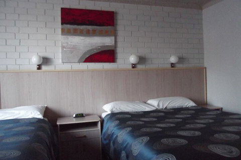 Centabrook Motor Inn - Accommodation Perth 7