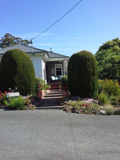 Hillside Bed & Breakfast - Accommodation Perth 1
