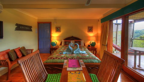 Maleny Tropical Retreat Balinese B&b - Perth Resorts 3