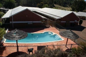 Nelsons Of Bridgetown - Perth Resorts 6