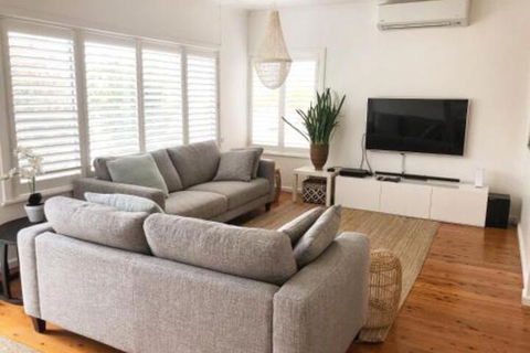The Seaside Beachhouse Mollymook - Accommodation Perth 0