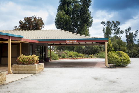 Barooga Country Inn Motel - Accommodation Perth 2