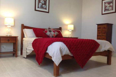 Elandra Holiday Home - Accommodation Perth 3