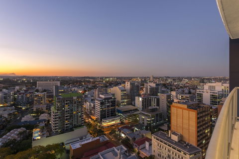Mantra On Edward - Accommodation Perth 0