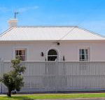 Historic Central Cottage in Warrnambool - Accommodation Perth