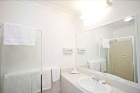 Branxton House Motel, Hunter Valley - Accommodation Perth 4