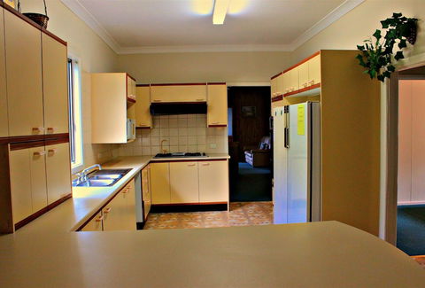Mountain Top Holiday Home - Perth Resorts 2