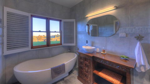 Bridle Guesthouse - Accommodation Perth 2