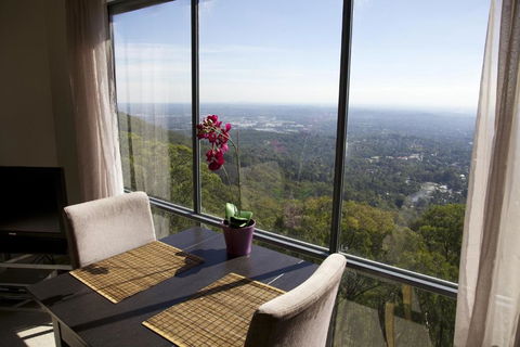 Bonza View - Accommodation Perth 4
