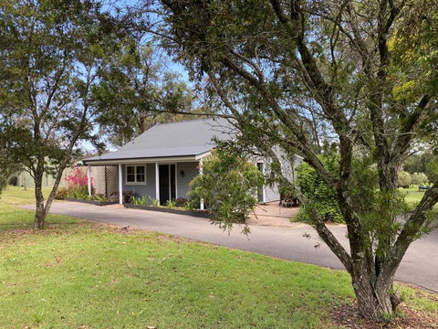 McCaffreys Estate - Perth Resorts 1