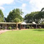 McCarthy Lake House - Perth Resorts 0