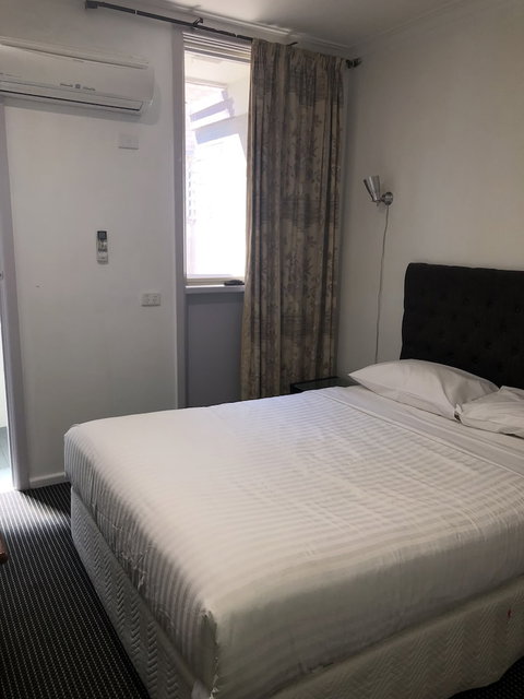 Evancourt Motel - Perth Resorts 3