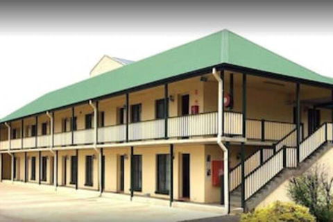 Town Square Motel - Accommodation Perth 0