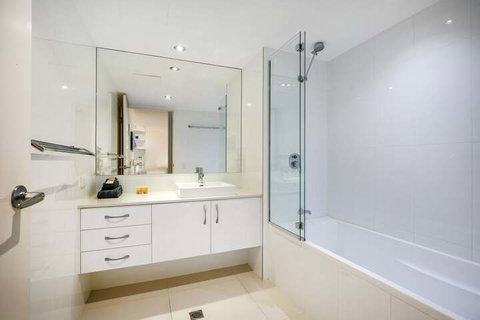 Sundancer Holiday Apartments - Accommodation Perth 4