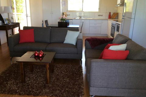 Tinaroo Sunset Retreat - Perth Resorts 5
