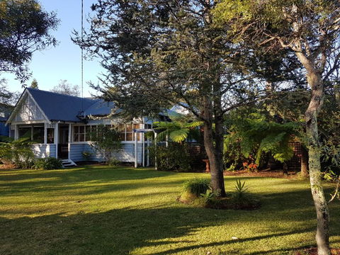 Wyreepi Caribbean Chalet - Accommodation Perth 0