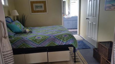 Wyreepi Caribbean Chalet - Accommodation Perth 4